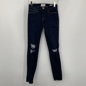 Frame Le Skinny de Jeanne jeans Andover dark blue distressed shredded knee 27
